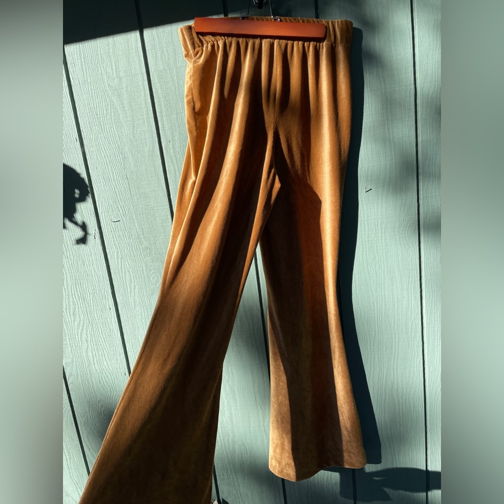 Double Zero Ribbed Velvet Bell Bottoms/Flare - Large